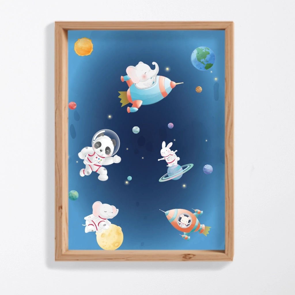 Póster decorativo infantil con animalitos astronautas