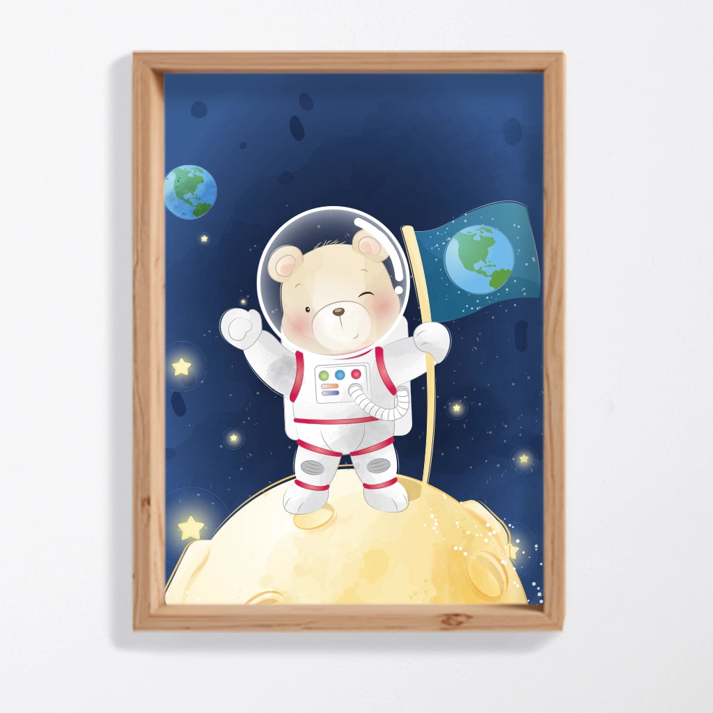 Póster infantil osito en el espacio sobre la luna