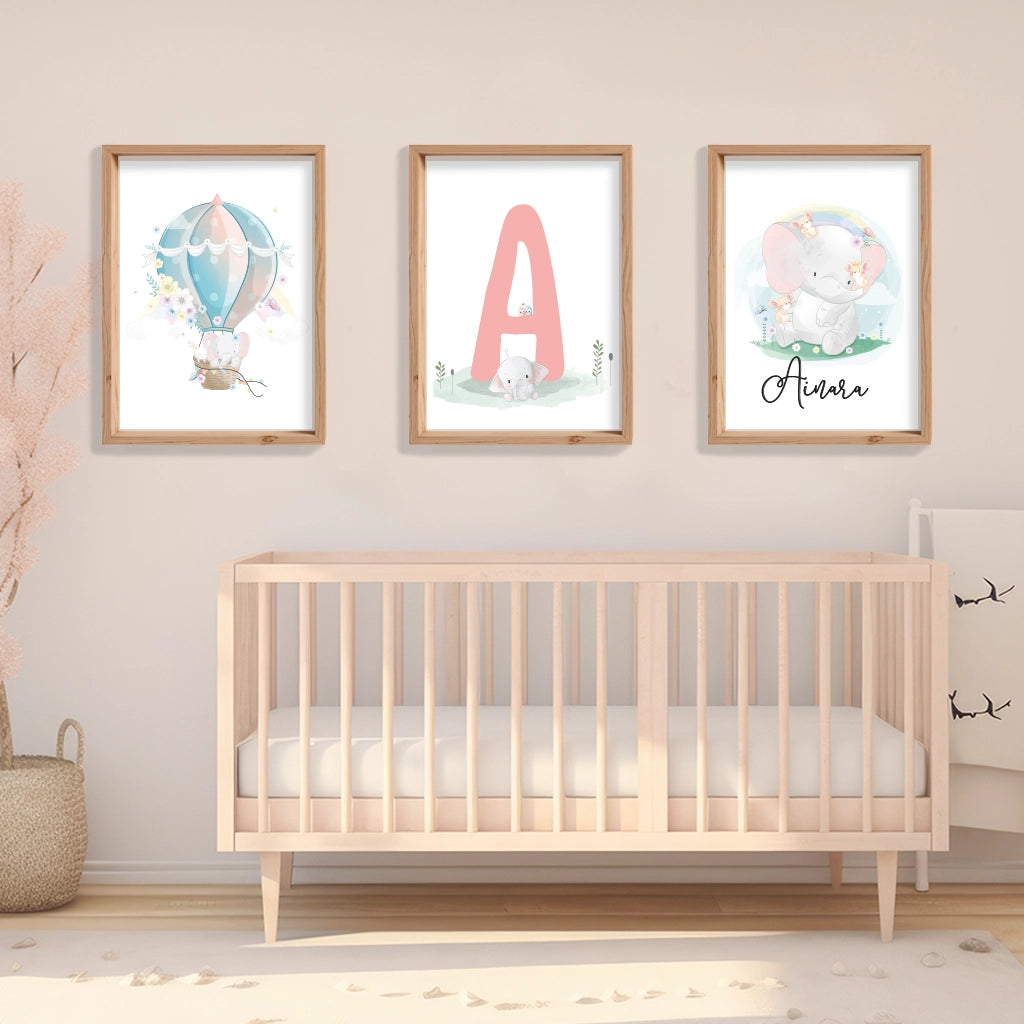 Conjunto de 3 láminas infantiles personalizadas rosa con elefante bebé, inicial y globo aerostático