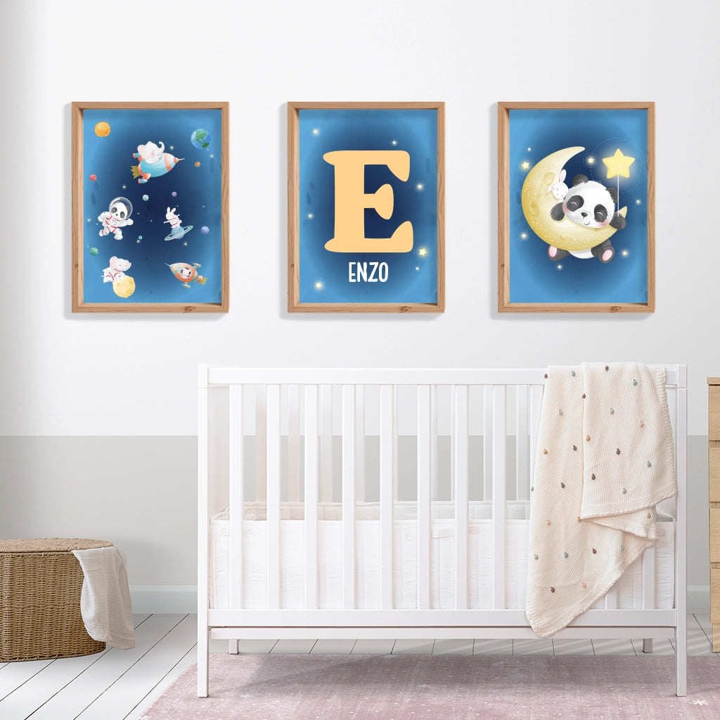 Conjunto de 3 láminas infantiles personalizadas panda bebé luna con inicial y espacio